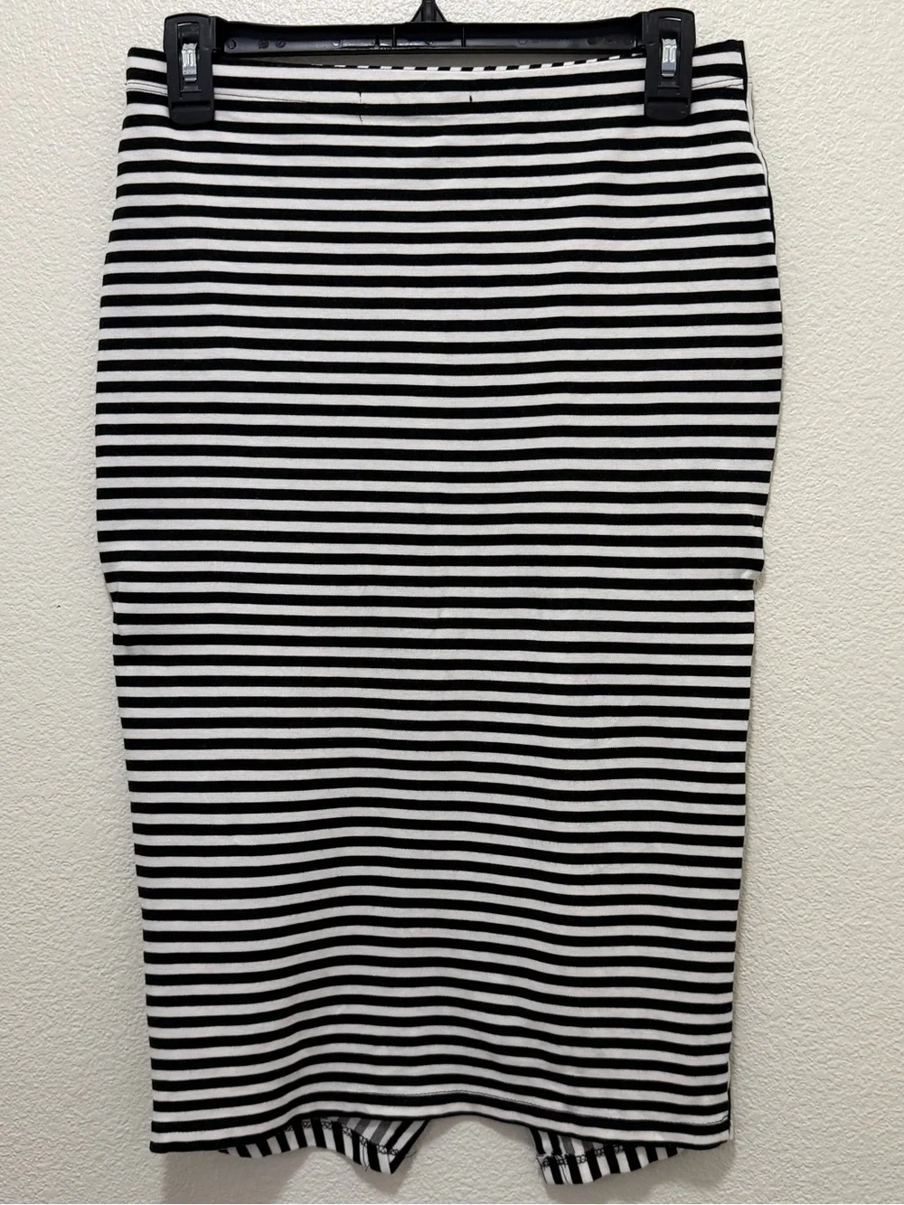 COIN 1804 black and white striped pencil skirt with front slit, size small